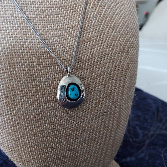 Teddy Goodluck turquoise pendent with new Italian .925 silver chain - Picture 2 of 6